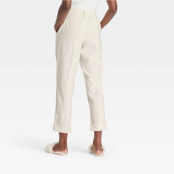 Pants - Picture 4 of 5